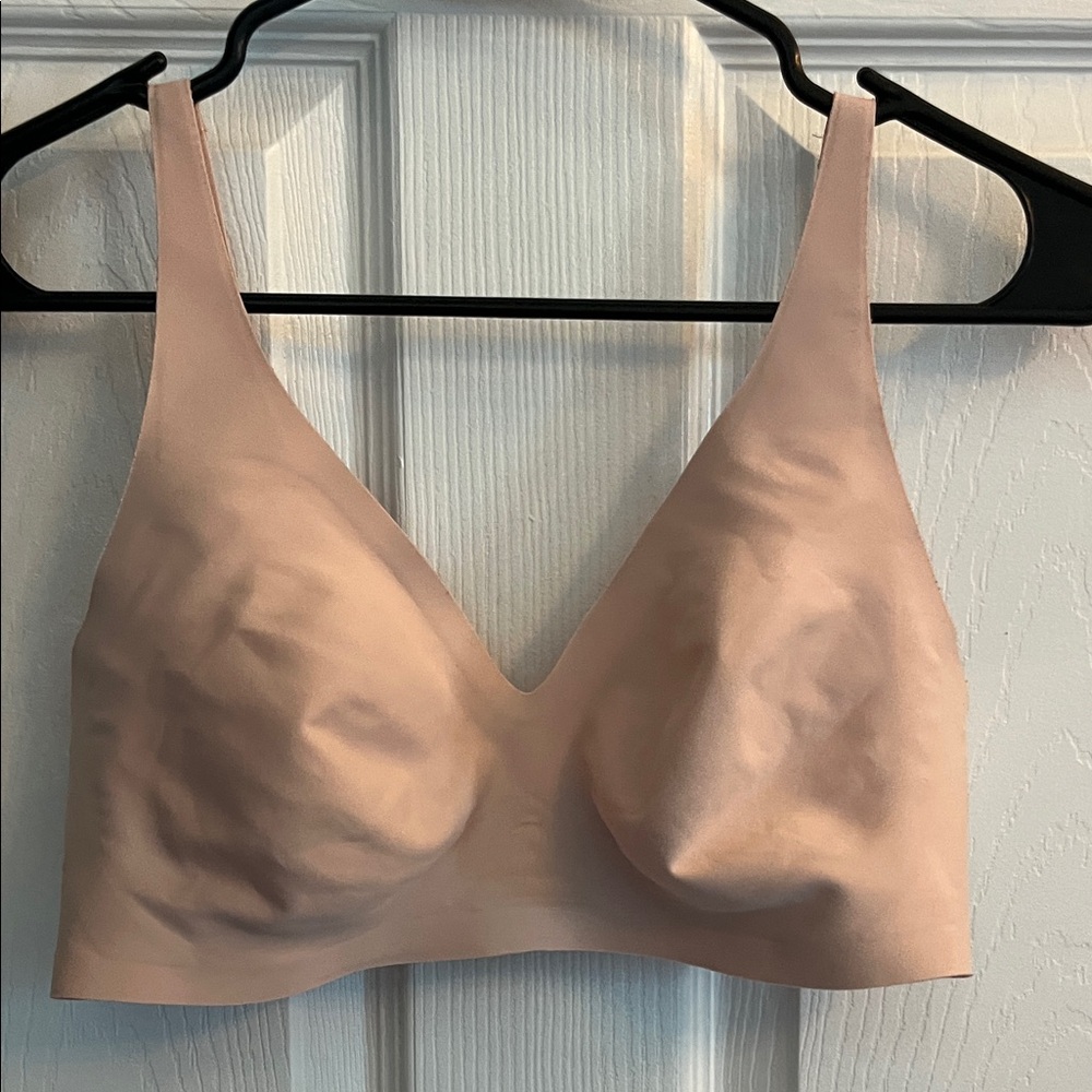 Knix Seamless pale pink bra - Picture 6 of 9